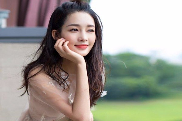 李沁杨洋互为彼此初恋，为什么悄无声息地分手了？