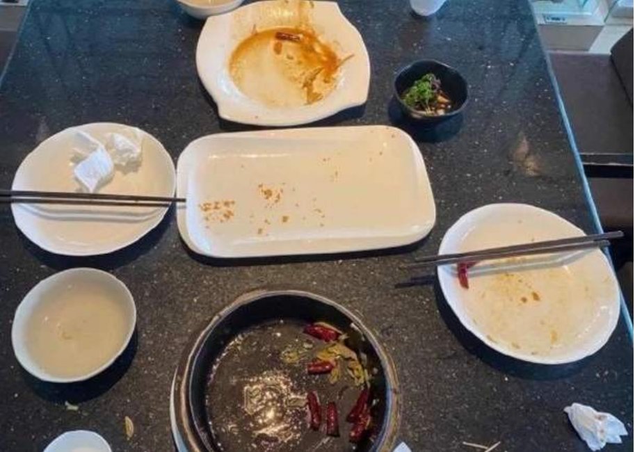 餐馆将适量点餐纳入考核是否会影响员工的就餐质量呢？