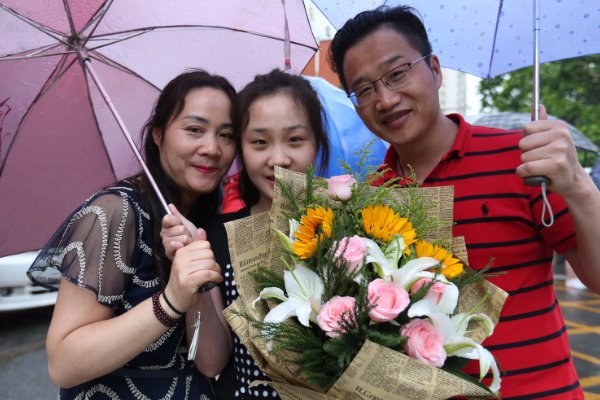 高考完了送什么花合适