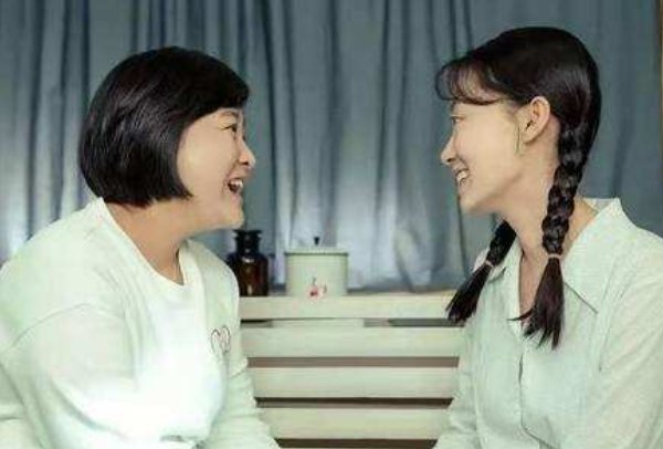 张小斐对贾玲说我们还有好久好久,你知道两人的感情有多深厚吗?