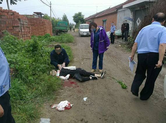 哈尔滨双城2名村干部遇害身亡，嫌犯的作案动机是什么？与死者有何关系？