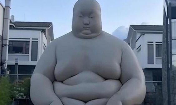 大理两座露天雕塑艺术品被指“辱华”，这是审美的缺失还是其他的问题？