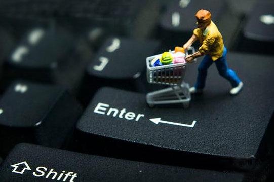 95后女生应聘因网购少被拒，该公司的做法合适吗？