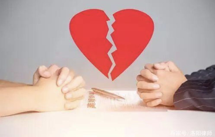 四川一女子举报五旬民警丈夫出轨，这位民警将受到怎样的惩罚？