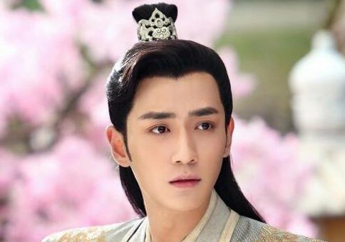 评价朱一龙身材被嘲？