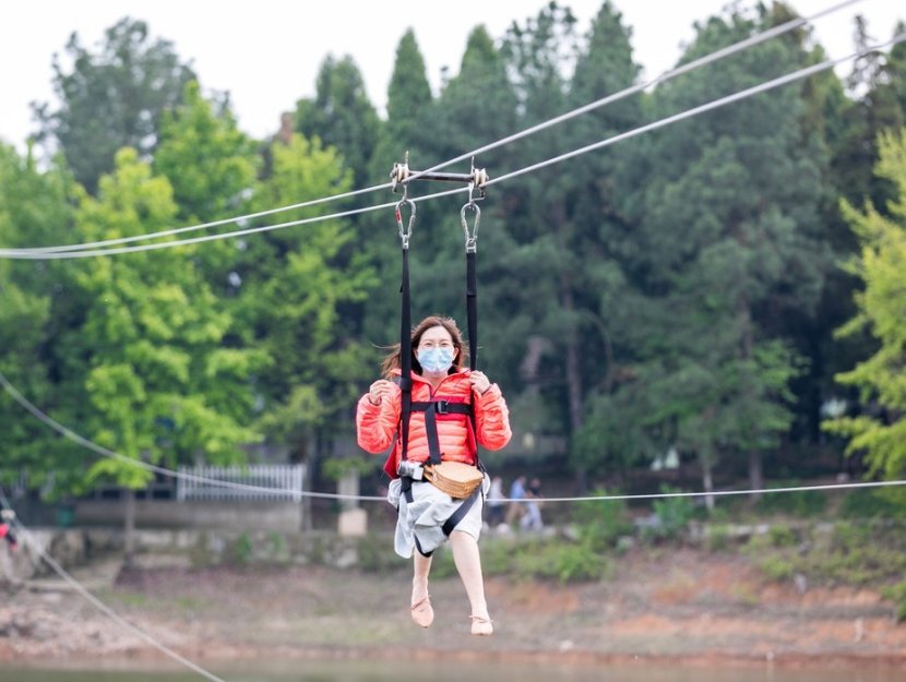 上千名游客夜晚滞留湖北一景区，目前这些游客的情况如何了？