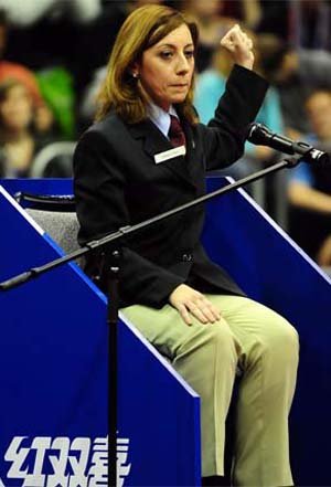 这次伦敦奥运会丁宁和李晓霞决赛的裁判是哪里的