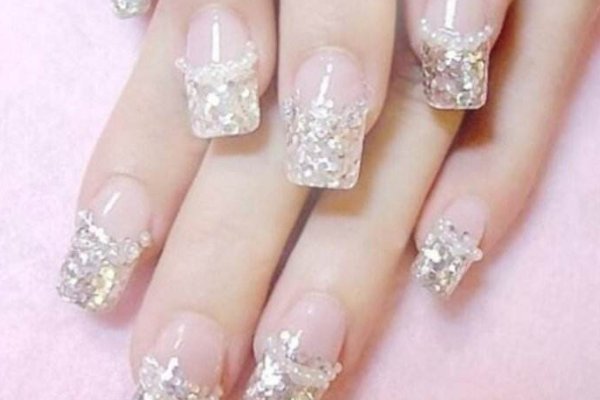 琉璃甲能使新娘更加迷人,那你知道如何做出琉璃甲吗?