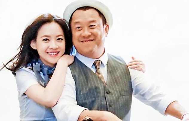 曾宝仪自曝两年多没见曾志伟，父女两的感情如何？