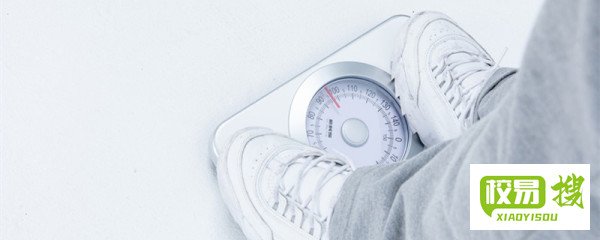 半个月亮打一字