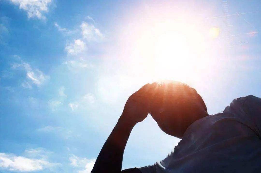 河南热成河煵了，网友：全靠空调续命！往后每年会越来越热吗？