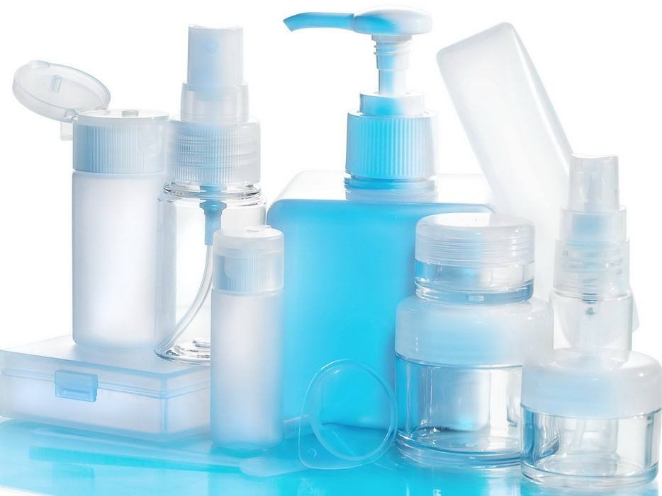 酒精在化妆品里面有什么用途？