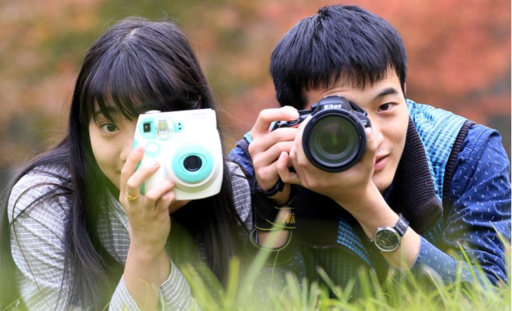 会选一个你爱他多一点的人，还是他爱你多一点的人结婚？