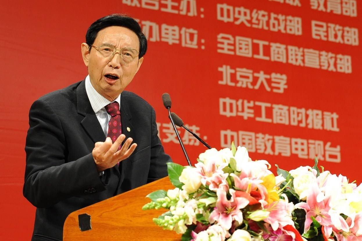 重庆首富被追债，他到底经历了什么，沦落到这样的地步？