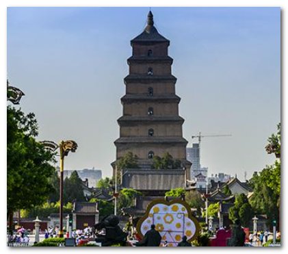 西安咸阳机场扩建发现3500余座古墓，西安为何这么多古墓？