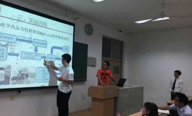 大学生毕业答辩一般在什么时候进行？
