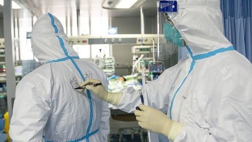 江苏男子误将验孕棒当抗原盒发群，引发了哪些连锁反应？