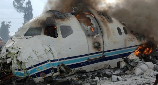 国航一航班突降千米，乘务员受伤，突降的原因是什么？