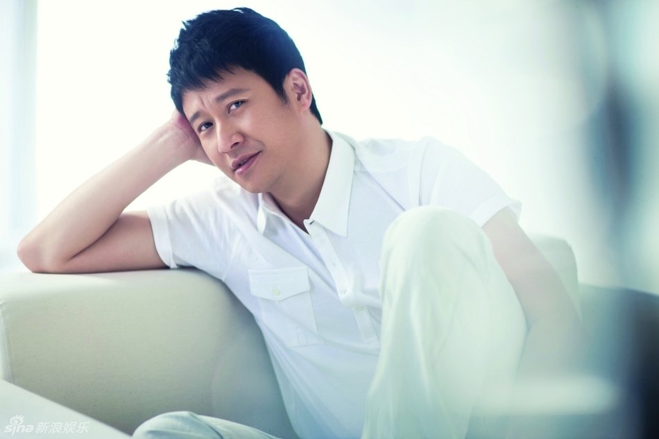 柯岩和张国强的简介,问大家