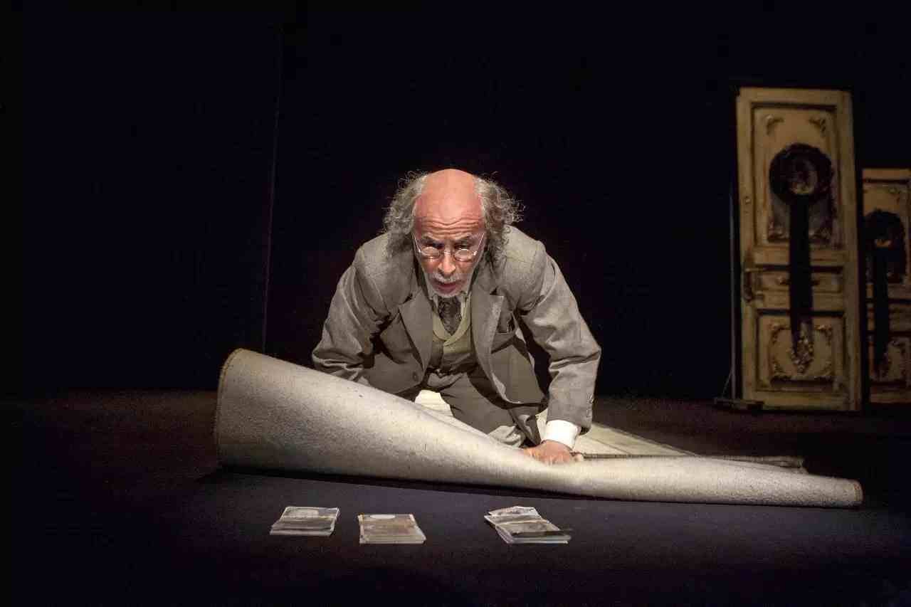 世界四大吝啬鬼的故事