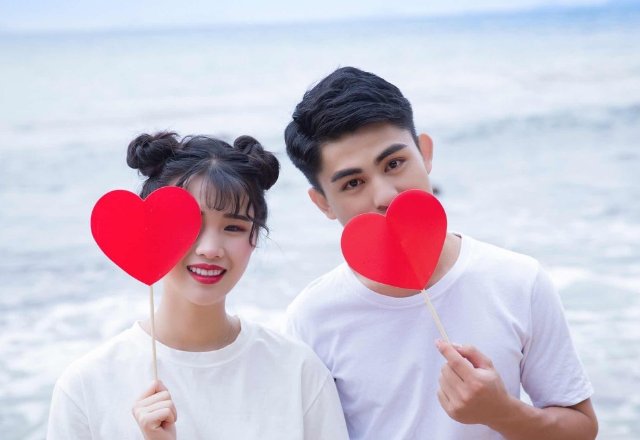 女朋友嫌弃我的太大了怎么办，