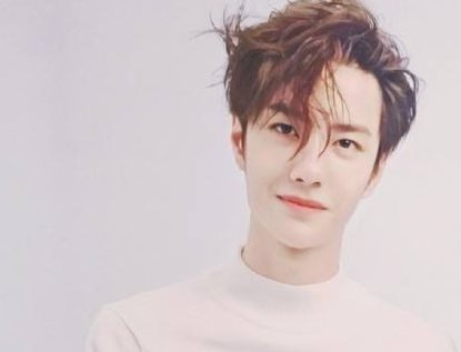 王一博的家庭背景很厉害，他父亲是中海集团的老总？