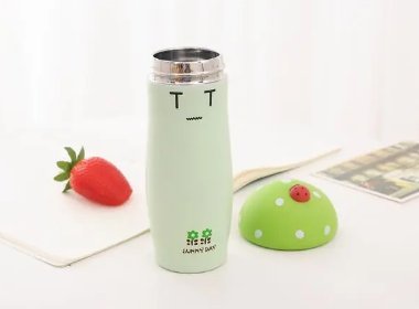 女生收到男友寄来的包装好的葡萄，异地恋给女朋友送什么好呢？