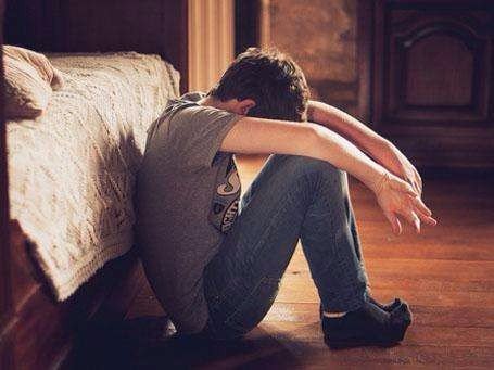 有没有一首歌让你想起一个人，听罢泪流满面？