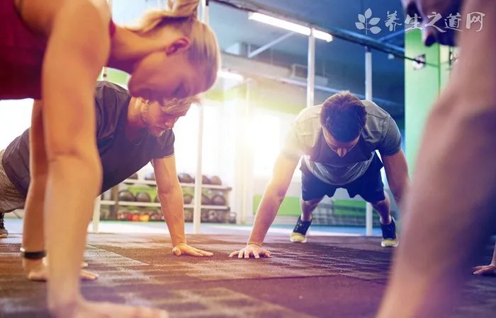 八分钟胸肌锻炼的方法是什么?