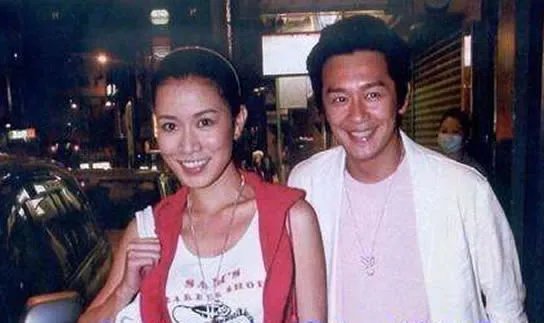 佘诗曼结婚了吗 佘诗曼男友是谁及感情经历