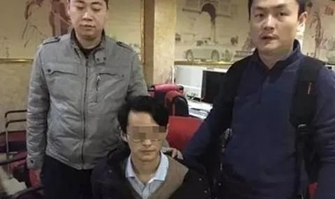 男子打飞的抢劫是怎么回事?