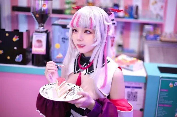 泰国美女Coser minnexcos图赏 娇小可爱身材火辣