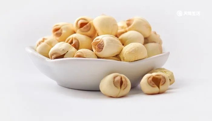 莲子心中苦梨儿腹内酸的意思是什么