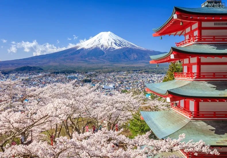 姑娘太美走红日本 日本好玩的景点有哪些