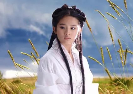 刘亦菲为什么叫刘八条 刘亦菲结婚了吗?