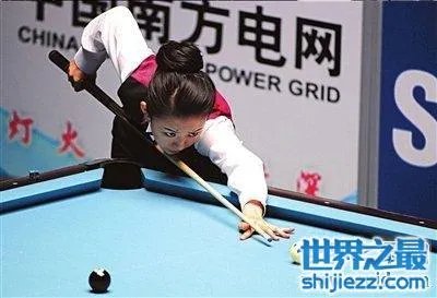 比赛时潘晓婷胸部碰到球 一张图告诉你她的胸有多大