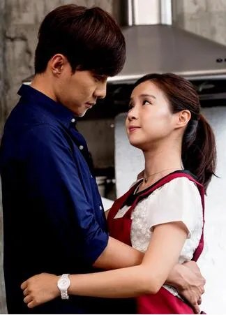 美男唐禹哲李佳颖吻戏热情投入  流汗多自嘲湿吻