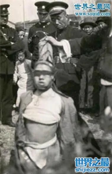 揭秘绞刑场的执行过程,将人直接用绳子勒死(视频)