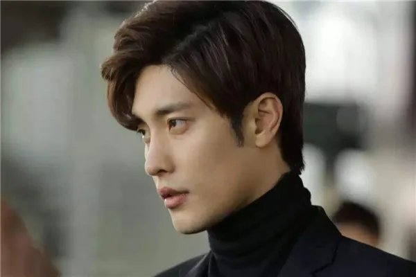 韩国十大帅哥排行榜 南柱赫上榜,第二歌唱的好演技也不错