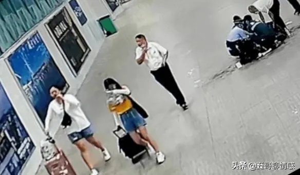 医学生救人无效遭恶评后,学校将授她们特别奖。你如何看此事?