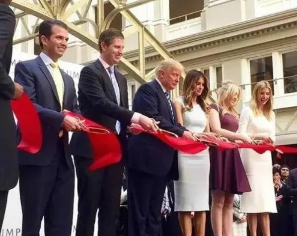 温哥华特朗普国际酒店为何会申请破产?