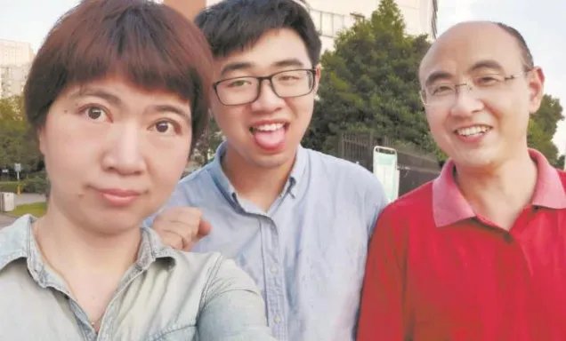 援鄂护士的儿子如愿考上华中科技大学了?