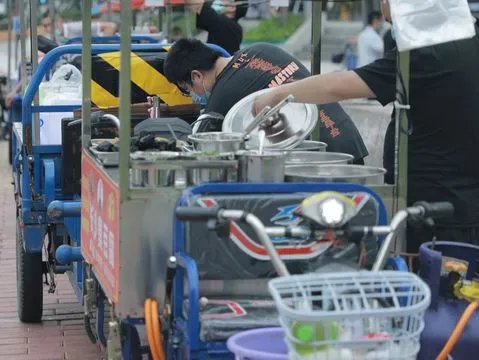 北京将依法严查占道摆摊设点违法行为