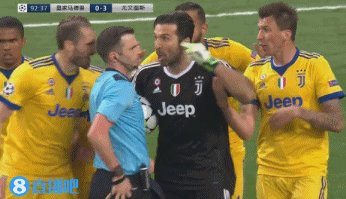 布冯的红牌和齐达内的红牌,哪个更让你揪心不已?