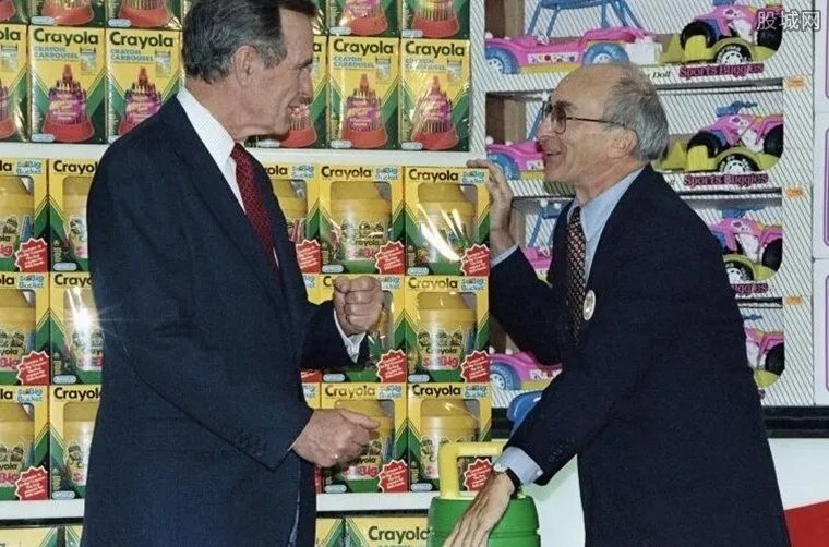 反斗城创始人过世 生前眼睁睁看着公司申请破产