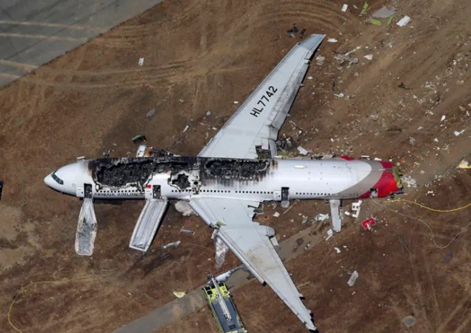 波兰飞机降落事故,还有哪些国家曾发生飞机降落事故?