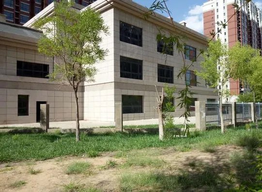 为什么公办幼儿园建成4年却一直闲置？