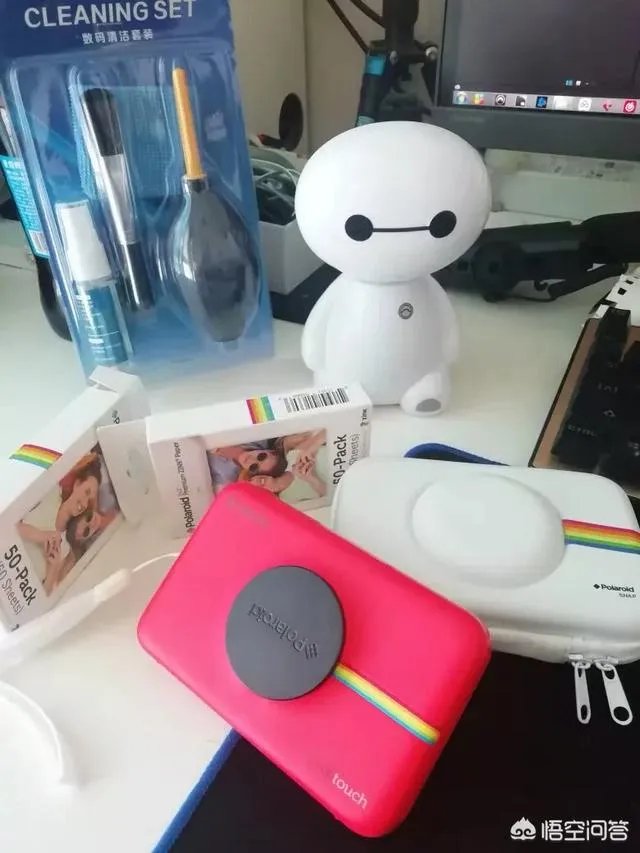 一拍照就有照片出来的相机叫什么?