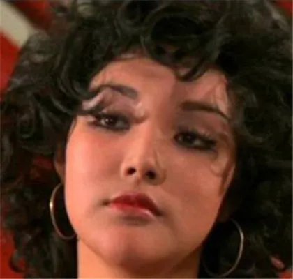 余莎莉近照集锦 昔日艳星今何在