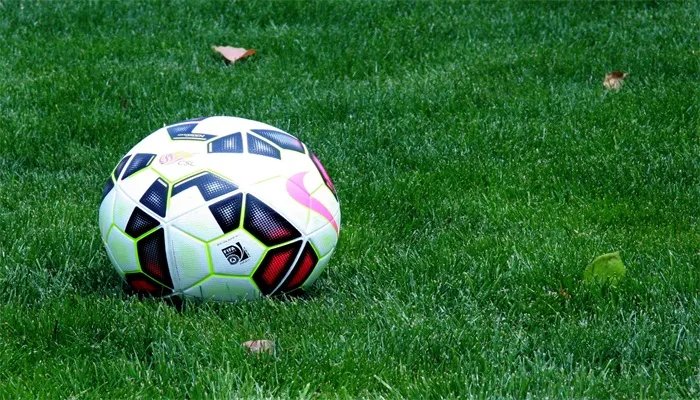 中国女足奥运首秀0比5不敌巴西,下一场战胜赞比亚仍有出线机会